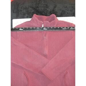 maroon Blue Mountain quilted half-zip pullover top size medium